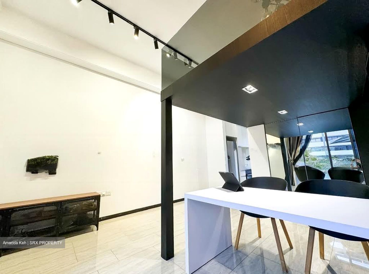 Stratum (D18), Condominium #551442341